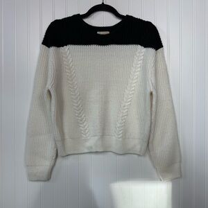 GB Women's Knit Sweater Size Large Long Sleeve Black White Cable Crew Neck